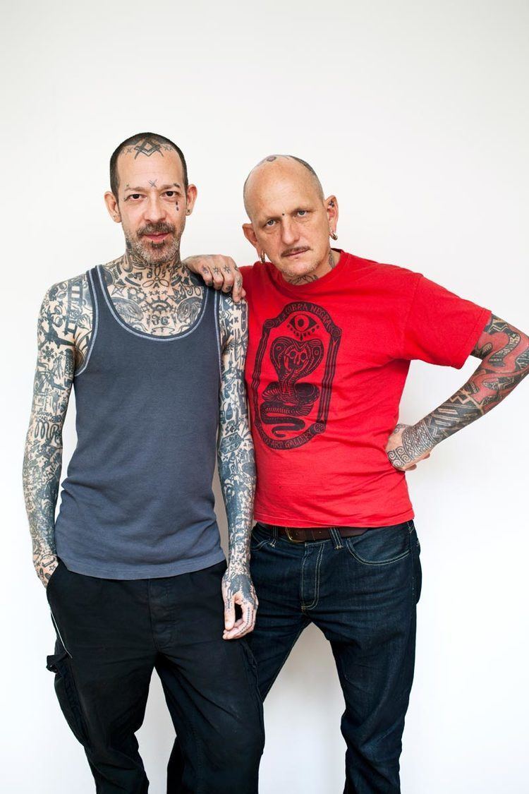 Alex Binnie (tattoo artist) Duncan X and Alex Binnie sleek mag
