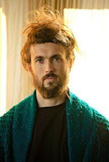 Alex Ebert iamediaimdbcomimagesMMV5BMTYyMDgwOTE0Ml5BMl5