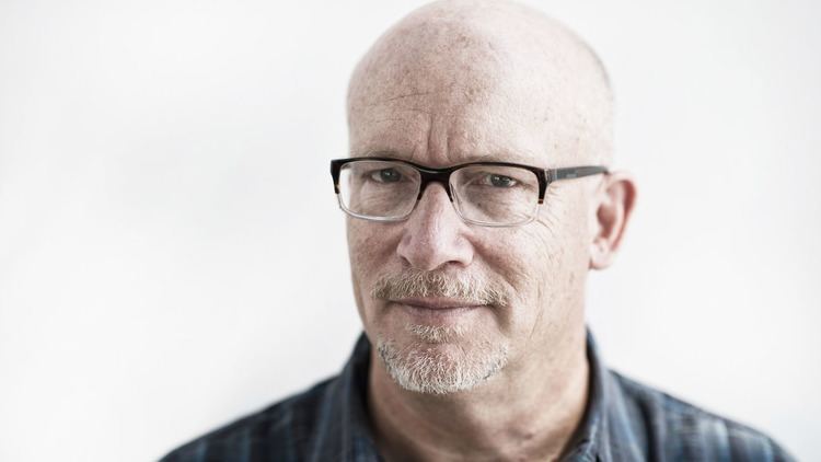 Alex Gibney CNN Collaborating With Robert Redford and Alex Gibney on