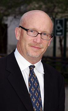 Alex Gibney httpsuploadwikimediaorgwikipediacommonsthu