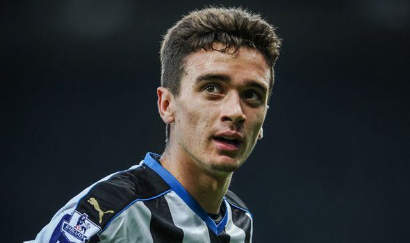 Alex Gilliead Newcastle winger Alex Gilliead has signed a new twoyear deal