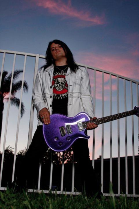 Alex Grossi Quiet Riot Guitarist Alex Grossi Relies on Seymour Duncan