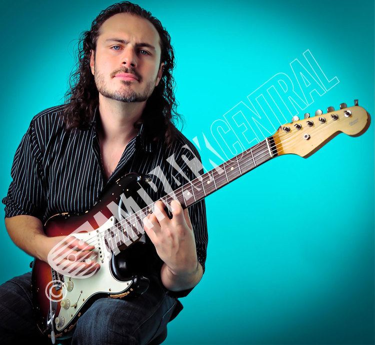 Alex Hutchings (guitarist) - Alchetron, the free social encyclopedia