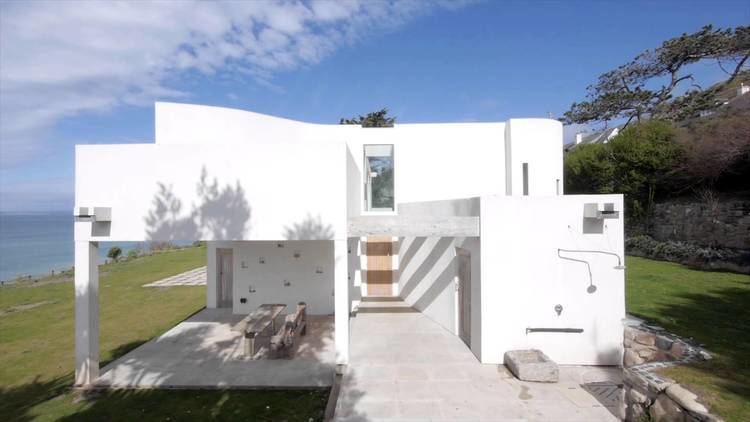 Alex Michaelis Praa Sands New Build in Cornwall designed by architects Michaelis