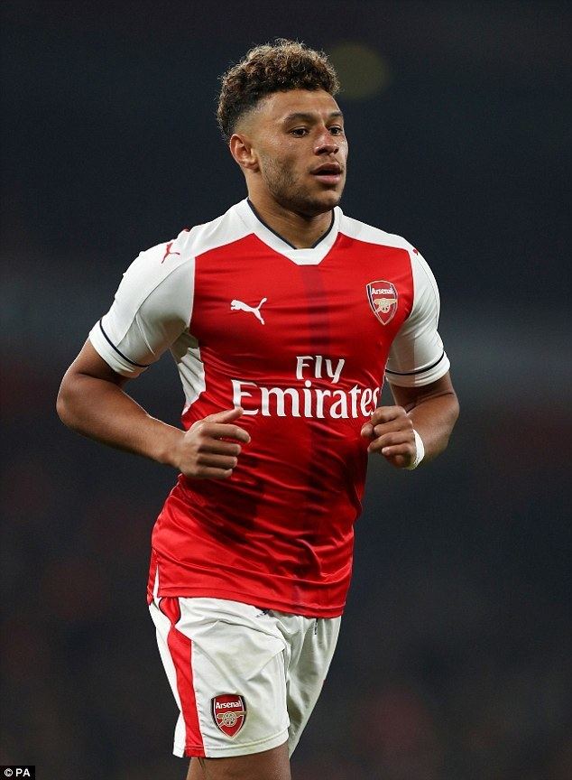 Alex Oxlade-Chamberlain Perrie Edwards confirms romance with footballer Alex Oxlade