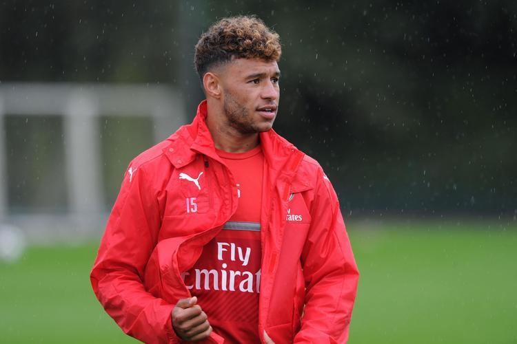 Alex Oxlade-Chamberlain Any InfoTea on British Footballer Alex OxladeChamberlain