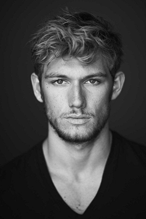 Alex Pettyfer Trivia 29 interesting facts about the actor  Useless  Daily Facts Trivia News Oddities Jokes and more