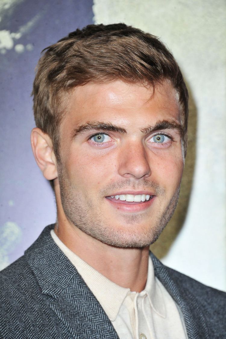Alex Roe ABC Family39s Tennis Drama Casts Its Lead Hollywood Reporter
