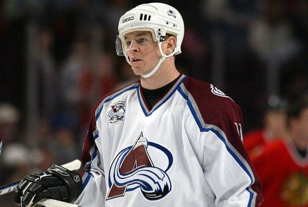 Alex Tanguay Avalanche acquire Alex Tanguay Cory Sarich from Flames