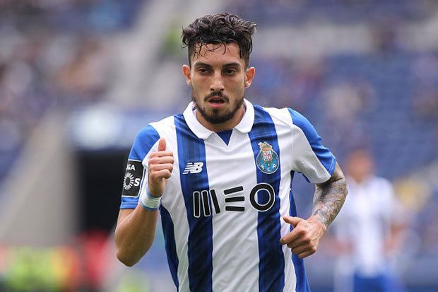 Alex Telles Alex Telles Chelsea deal Agent hints at Porto exit Daily Star