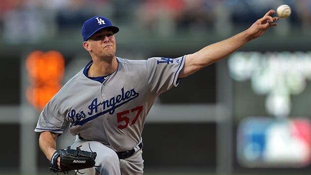 Alex Wood (baseball) Watch Dodgers Alex Wood Loses Grip Mid Pitch Commits Balk CBS