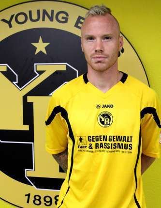 Alexander Farnerud Jetzt gewinnen Matchtrikot von YBFarnerud gegen Luzern