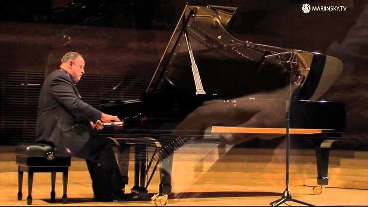 Alexander Ghindin Alexander Ghindin recital at the Mariinsky YouTube