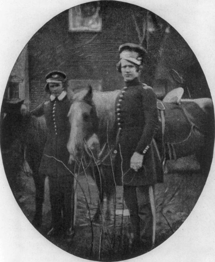 Alexander Hays Lieutenant Ulysses S Grant left and his friend