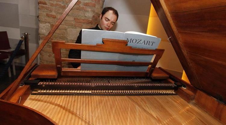 Alexander Melnikov (pianist) Pianist Alexander Melnikov plays not too badly at Gardner The