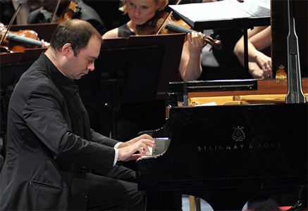 Alexander Melnikov (pianist) Prom 55 Warsaw PhilharmonicAntoni Wit with Alexander