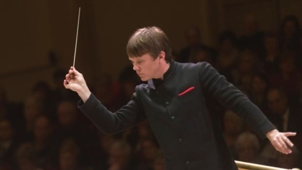 Alexander Mickelthwate WSO maestro Alexander Mickelthwate praises Winnipeg sets sights on