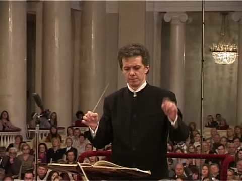 Alexander Polishchuk Alexander Polishchuk conducting Beethoven Symphony No5 4 mov YouTube