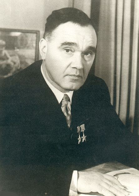 Alexander Sergeyevich Yakovlev personarinruenggalery19345jpg