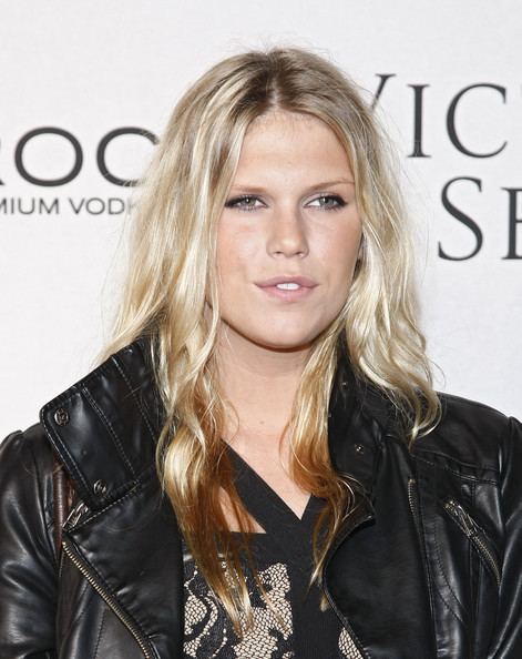 Alexandra Richards Alexandra Richards Photos 2009 Victoria39s Secret quotWhat