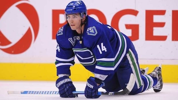 Alex Burrows Canucks lose Alex Burrows to lowerbody injury NHL on CBC Sports