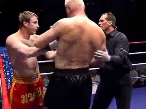 Alexey Ignashov Alexey Ignashov vs Semmy Schilt 20 05 2004 mp4 YouTube