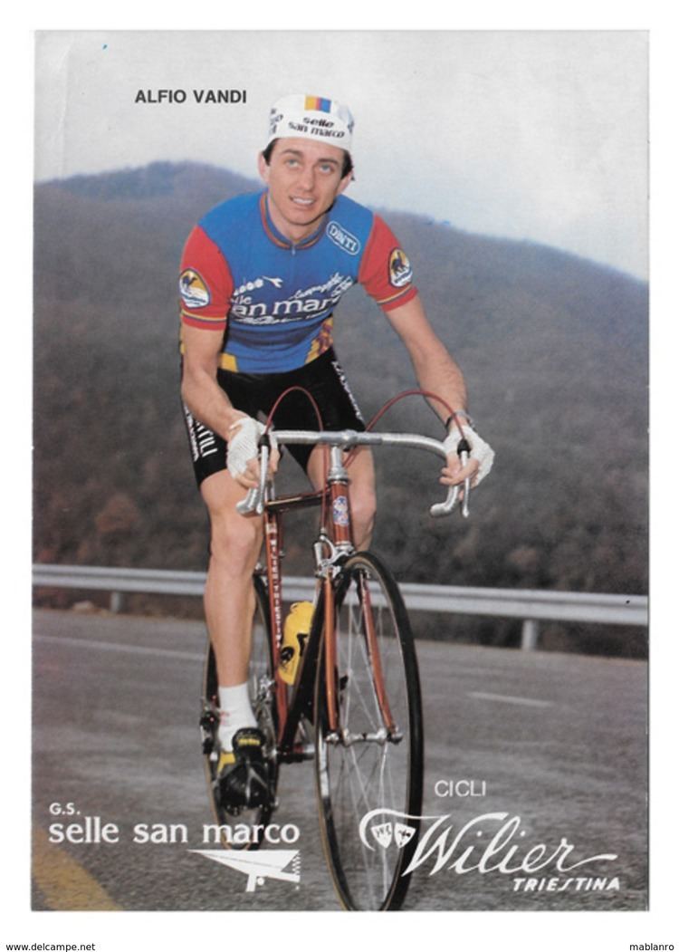 Alfio Vandi CARTE POSTALE CYCLISME ALFIO VANDI TEAM SELLE SAN MARCO 1981