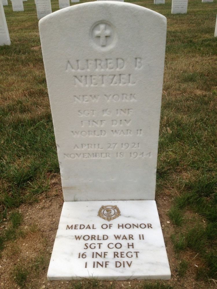 Alfred B. Nietzel Sgt Alfred B Nietzel 1921 1944 Find A Grave Memorial