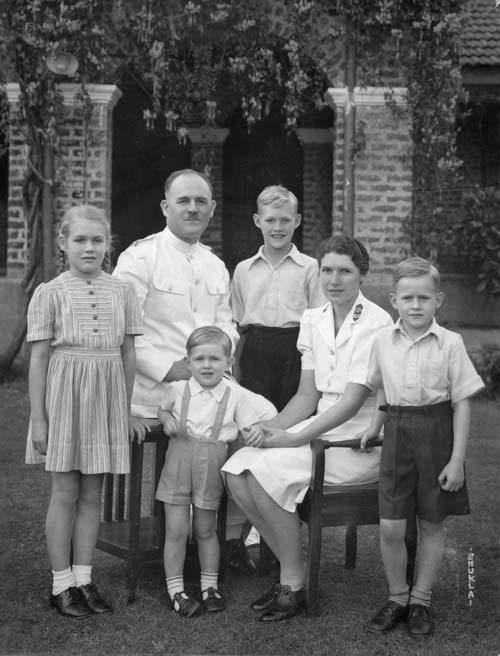 Bramwell Cook Cook Alfred Bramwell Alfred Bramwell Cook and family in Anand