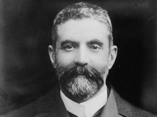 Alfred Deakin Alfred Deakin provides a contrast to an Abbott lost for words