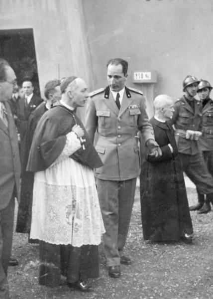 Alfredo Ildefonso Schuster Fiera di Milano Campionaria 1934 Visita del cardinale