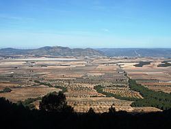 Alhorines Valley httpsuploadwikimediaorgwikipediacommonsthu