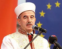 Ali Bardakoğlu httpsuploadwikimediaorgwikipediacommonsthu