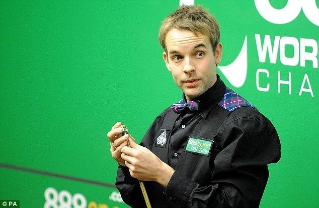 Ali Carter Snooker star Ali Carter diagnosed with lung cancer just months after