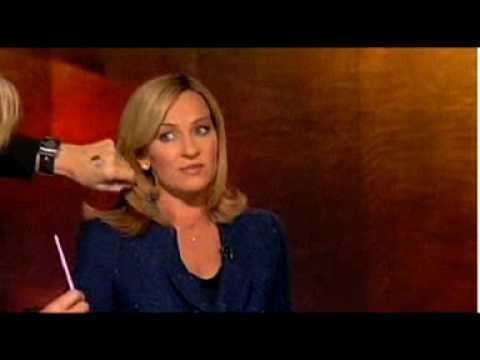 Ali Moore Lateline Business Ali Moore Bloopers Off Mic YouTube