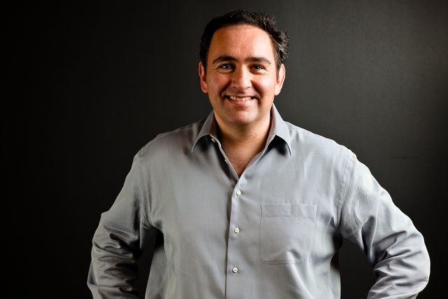 Ali Rowghani Avoiding Facebook Fate Is Twitter CFO Goal on Way to IPO