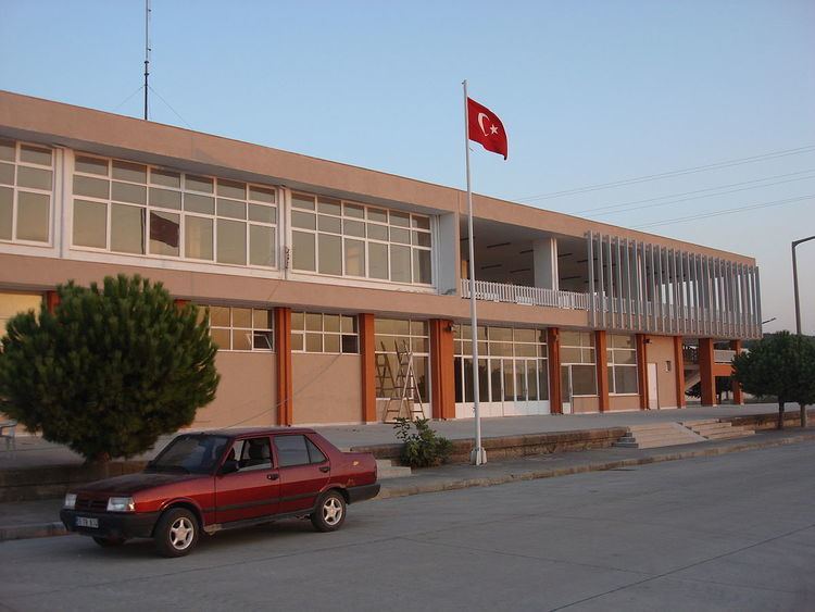 Aliağa railway station