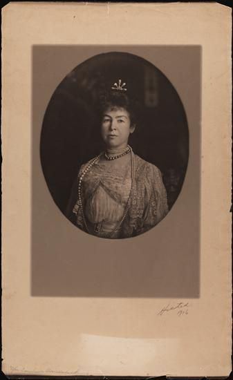 Portrait of Alice Claypoole Vanderbilt wearing crown, dress, and necklace