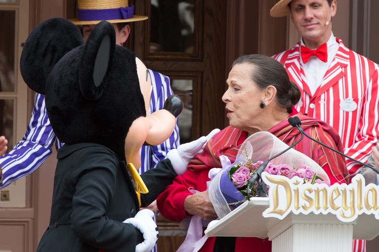 Alice Estes Davis Mouseplanet Disney Honors Legendary Seamstress in Main