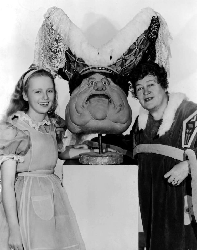 Alice in Wonderland (1933 film) Cineplexcom Alice in Wonderland