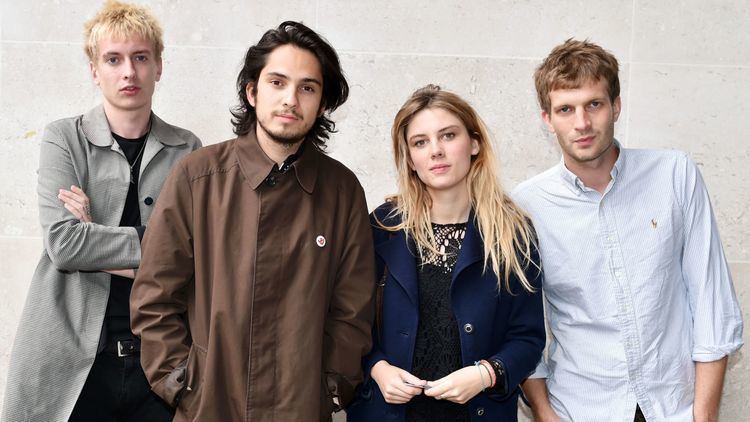 Alice Wolf Wolf Alice My Love is Cool review University of