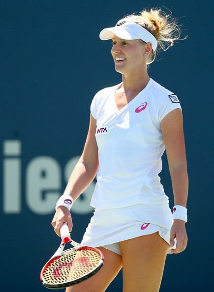 Alison Riske Alison Riske Photos Connecticut Open Day 3 Zimbio