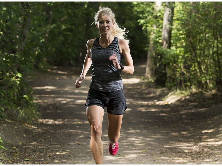 Alissa St Laurent Alberta ultramarathon champ follows her own path Calgary Herald