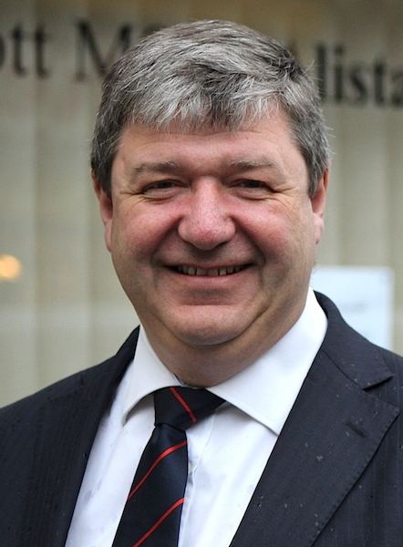 Alistair Carmichael SNP candidate Brett makes ferries pledge and vows to run positive