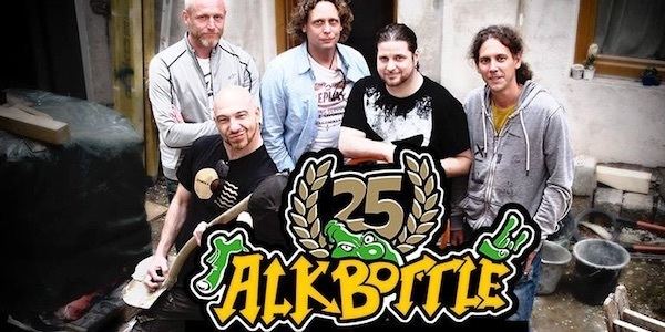 Alkbottle So cool feiern Alkbottle den 25 Geburtstag wegotit stars amp storys