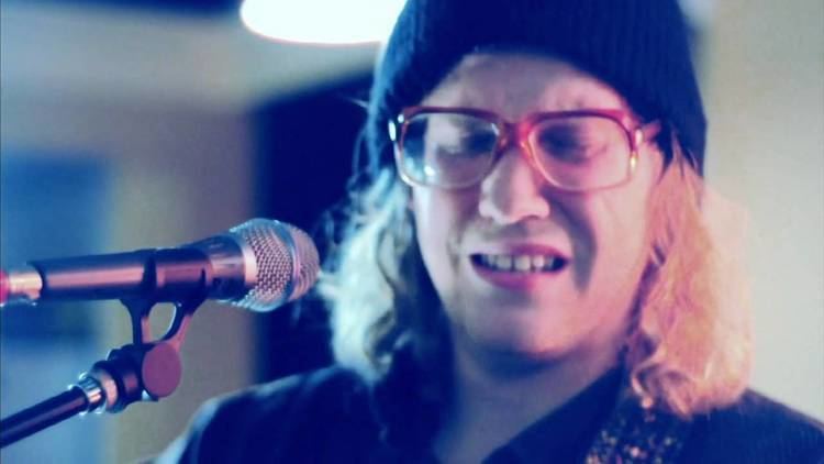 Allan Stone Unaware Allen Stone Live From His Mother39s Living Room
