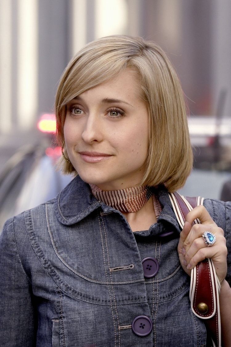 Allison Mack - Alchetron, The Free Social Encyclopedia