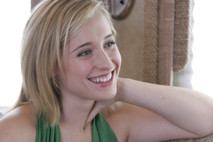 Allison Mack ALLISON MACK FREE Wallpapers amp Background images