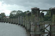 Alloa Swing Bridge httpsuploadwikimediaorgwikipediacommonsthu