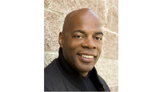 Alonzo Bodden Comedian Alonzo Bodden To Have Kidney Surgery The Humor